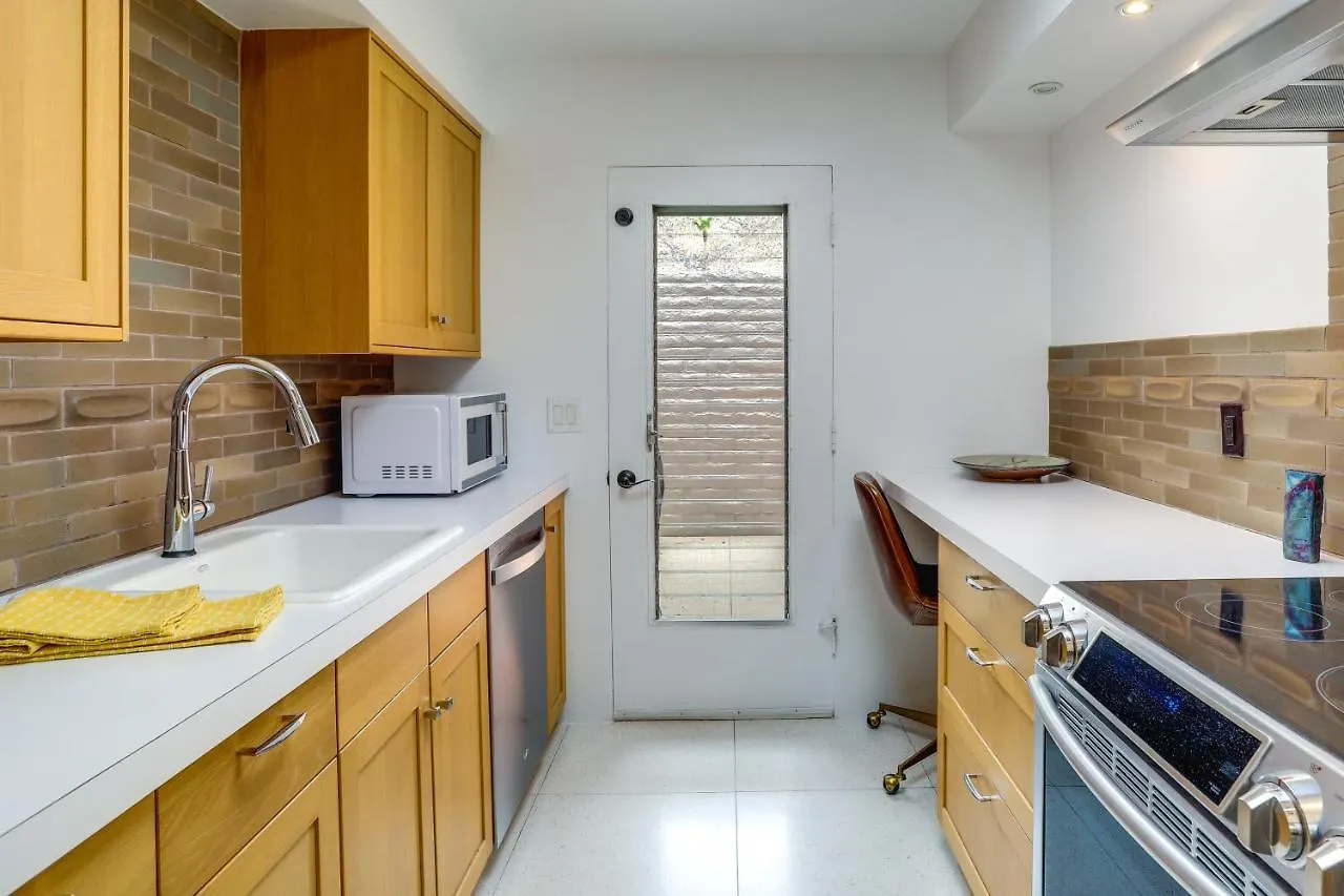 Lägenhet Palm Springs Condo With 2 Community Heated Pools!
